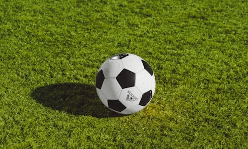 欧冠决赛皇家马德里对阵曼城的比赛现场高清图片